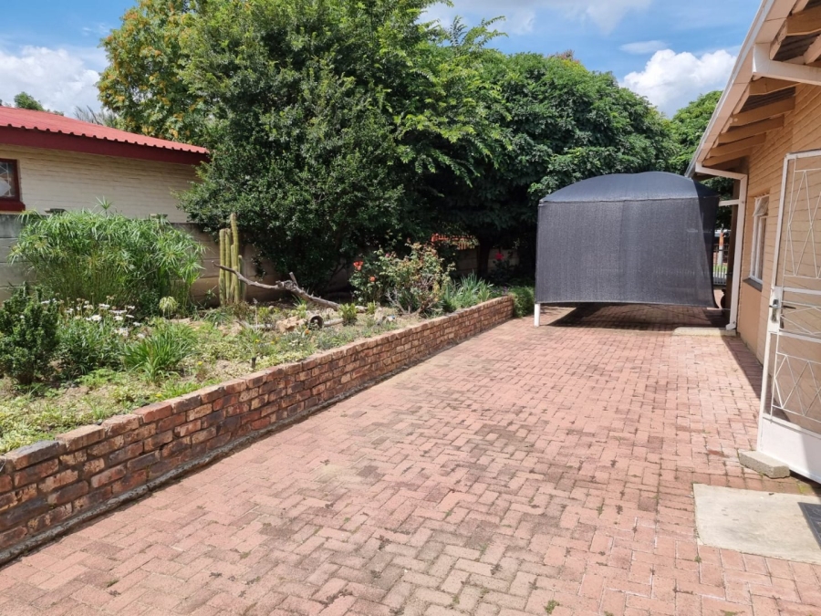 To Let 3 Bedroom Property for Rent in Morelig Free State